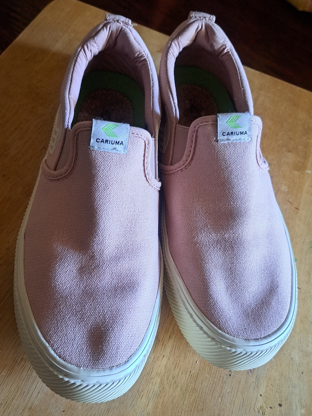 Cariuma Slip-On Canvas Sneakers in Dusty Pink and White